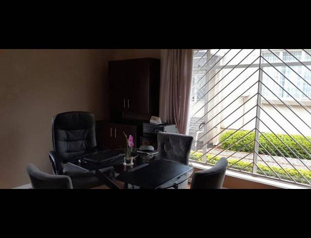 1 BEDROOM PROPERTY TO RENT IN PRIMROSE